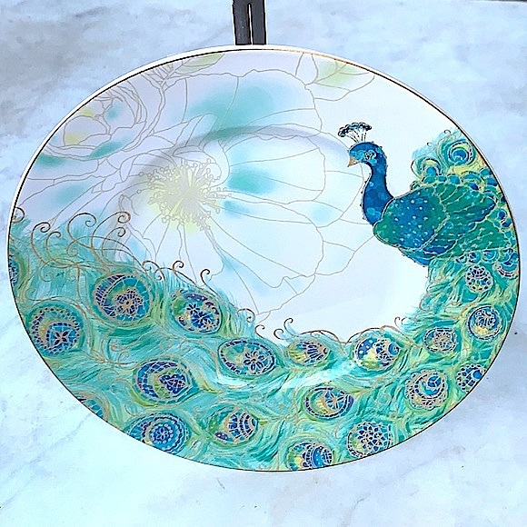 222 FIFTH LAKSHMI SALAD PLATE 8 INCH PEACOCK NEW GREEN BLUE ROUND - Picture 3 of 5